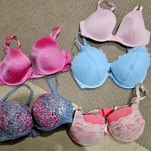 Womens 36d bras. 2 victoria secret 3 target brands